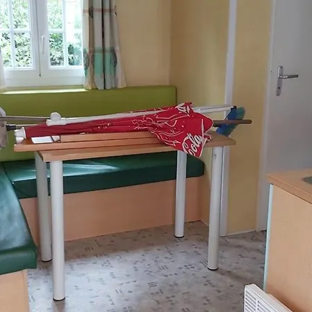 Mobil Avec Terrasse - 3 Pers. - Api-1-52-2025 Кемпинг Ла-Тур-д'Овернь