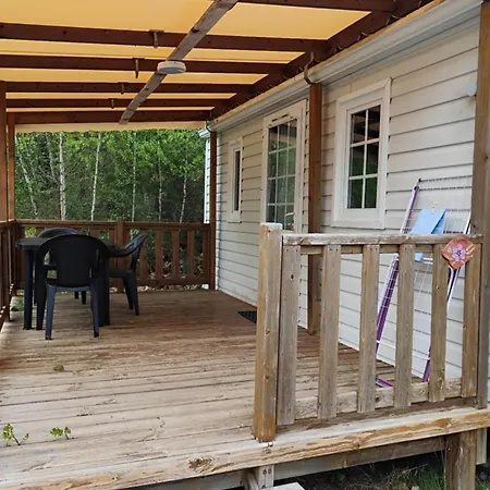 Mobil Avec Terrasse - 3 Pers. - Api-1-52-2025 *