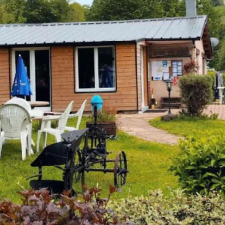 Mobil Avec Terrasse - 3 Pers. - Api-1-52-2025 Campsite La Tour-d'Auvergne